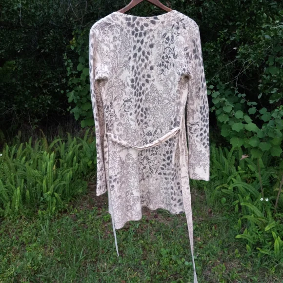 Vertigo Paris Lambswool/Angora Animal Print Long Sweater with Belt - Picture 11 of 14